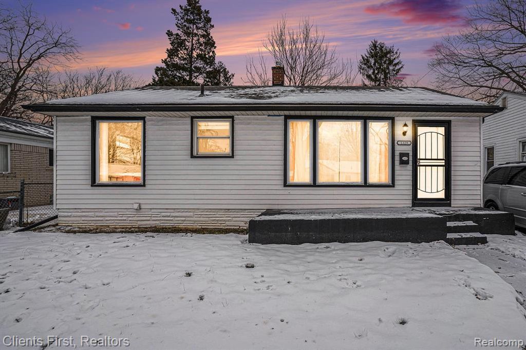 1329 Woodland Drive, Inkster, MI 48141