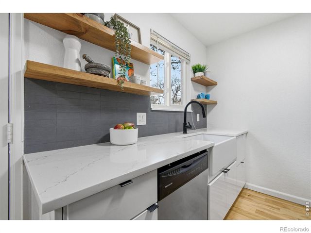 9571 W 104th Drive, Broomfield, CO 80021