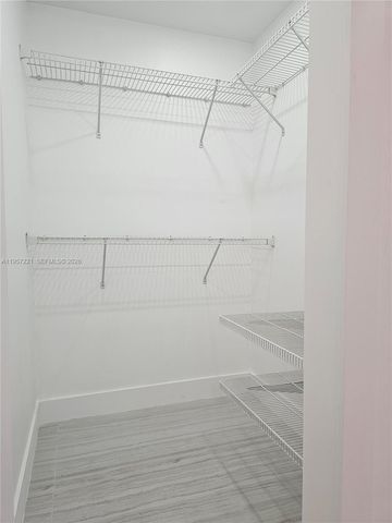 7191 W 24th Ave 44-PH6, Hialeah, FL 33016