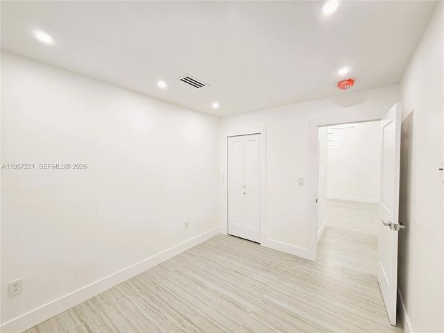 7191 W 24th Ave 44-PH6, Hialeah, FL 33016