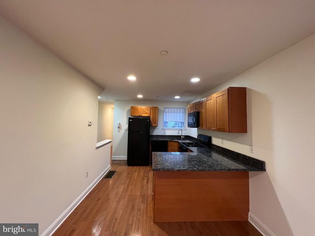 1805 W BERKS, Philadelphia, PA 19121