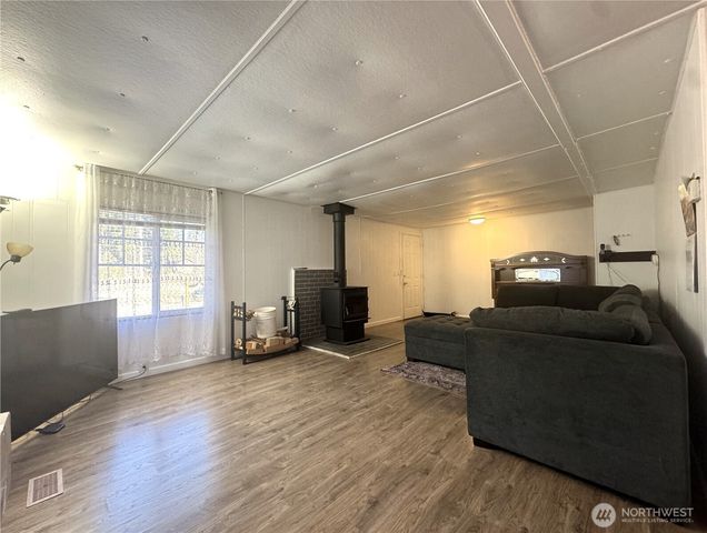 6245 Laurel Place, Maple Falls, WA 98266