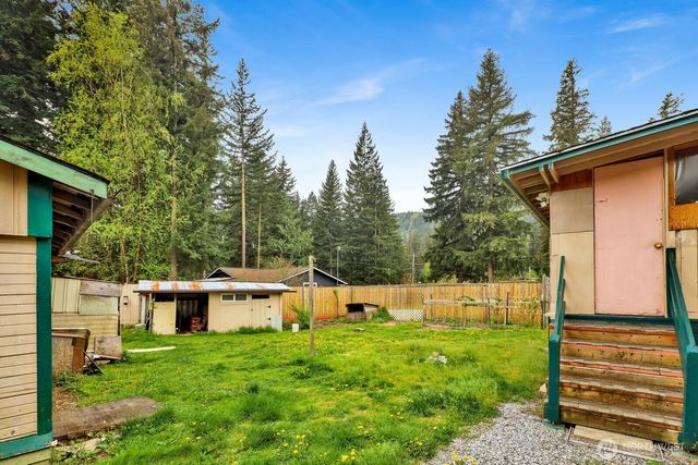 6245 Laurel Place, Maple Falls, WA 98266