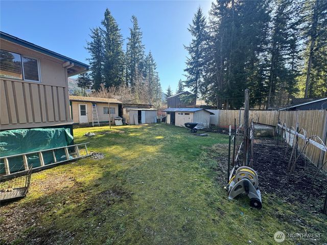6245 Laurel Place, Maple Falls, WA 98266
