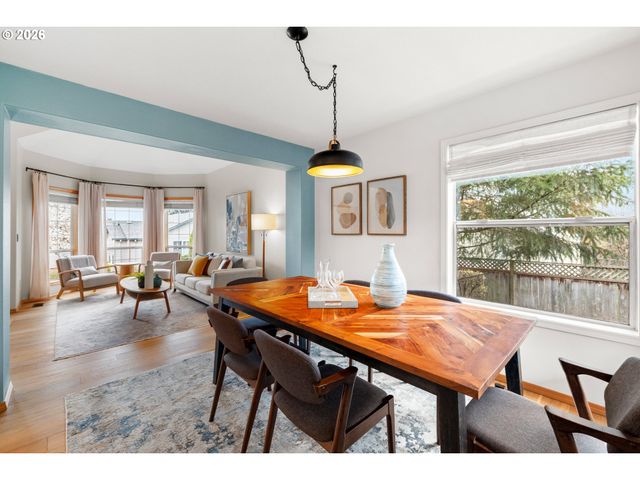 16163 Nw SPYGLASS Dr, Beaverton, OR 97006