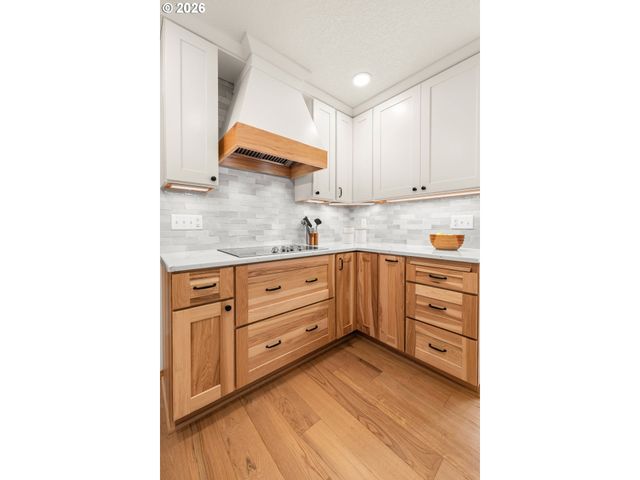 16163 Nw SPYGLASS Dr, Beaverton, OR 97006