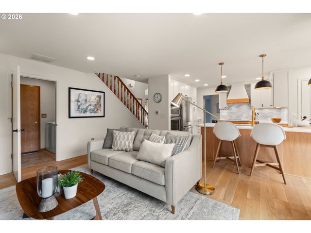 16163 Nw SPYGLASS Dr, Beaverton, OR 97006