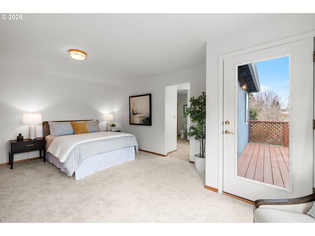 16163 Nw SPYGLASS Dr, Beaverton, OR 97006