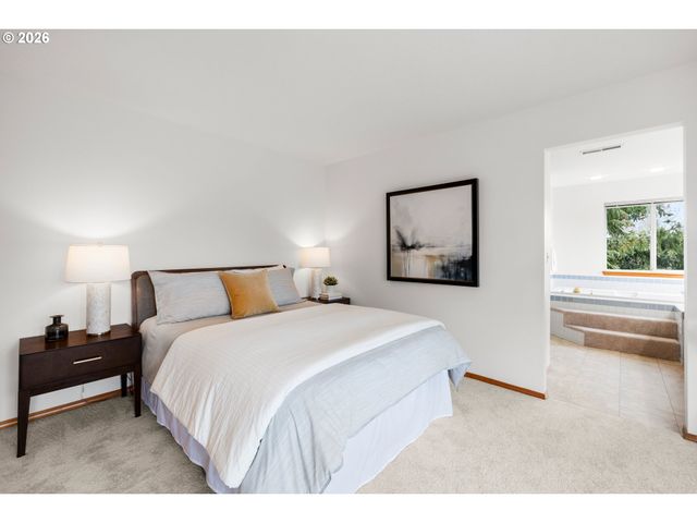 16163 Nw SPYGLASS Dr, Beaverton, OR 97006