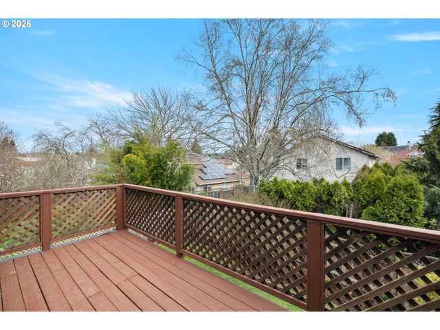 16163 Nw SPYGLASS Dr, Beaverton, OR 97006