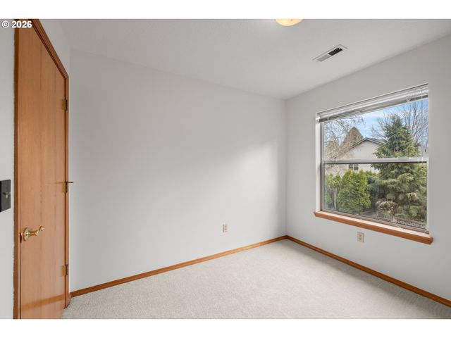 16163 Nw SPYGLASS Dr, Beaverton, OR 97006