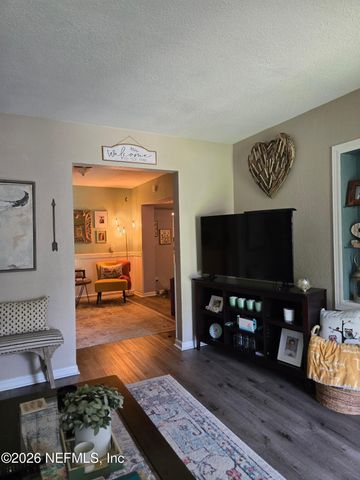 5147 CORSAIR Avenue, Jacksonville, FL 32244