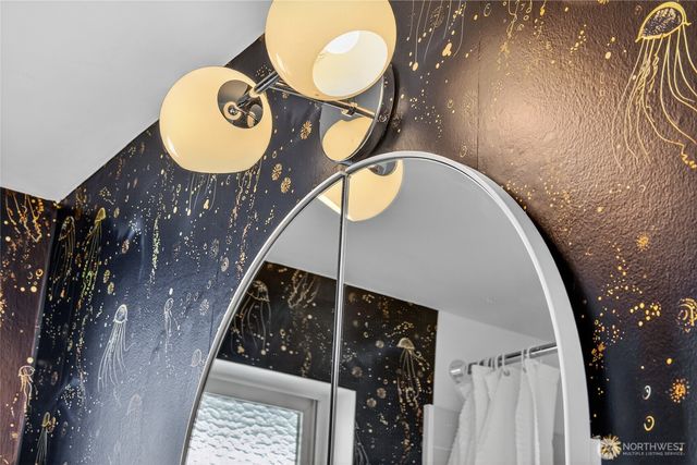 9014 34th Avenue SW, Seattle, WA 98126