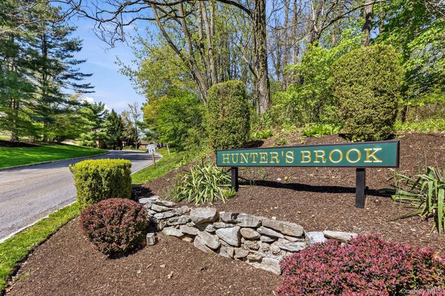 102 Ridgeview Lane, Yorktown Heights, NY 10598