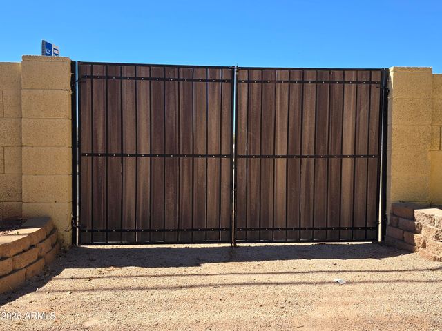 1202 E ALICE Avenue, Phoenix, AZ 85020