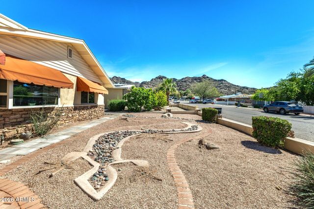 1202 E ALICE Avenue, Phoenix, AZ 85020