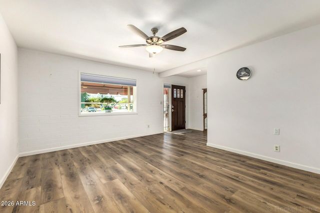 1202 E ALICE Avenue, Phoenix, AZ 85020