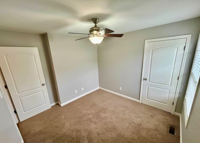 405 Zurich Ct, Clarksville, TN 37040