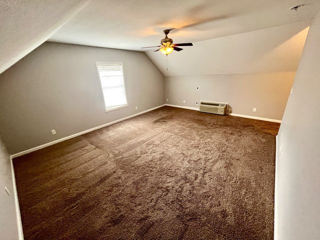 405 Zurich Ct, Clarksville, TN 37040