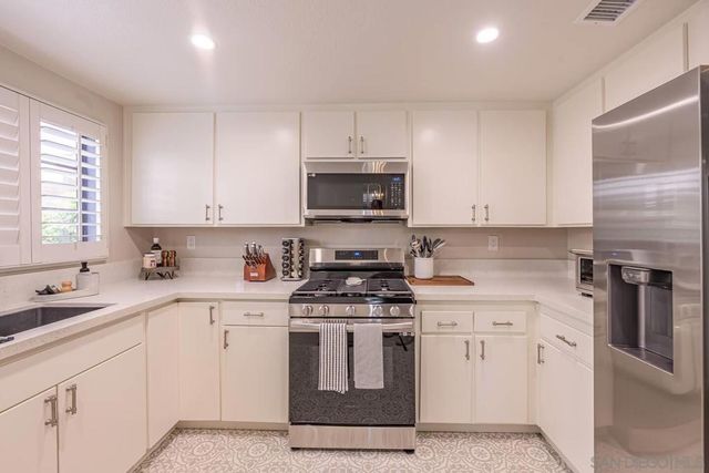 3691 Caminito Cielo Del Mar, San Diego, CA 92130