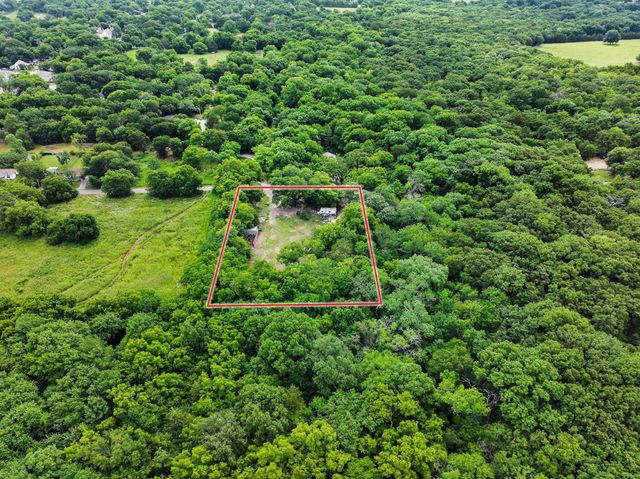 101 Smith Street, Bonham, TX 75418