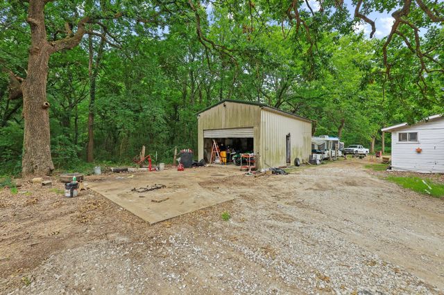 101 Smith Street, Bonham, TX 75418