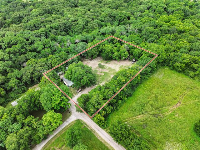 101 Smith Street, Bonham, TX 75418