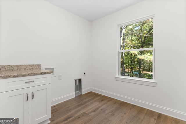 2911 Carey Station, Greensboro, GA 30642