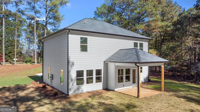 2911 Carey Station, Greensboro, GA 30642