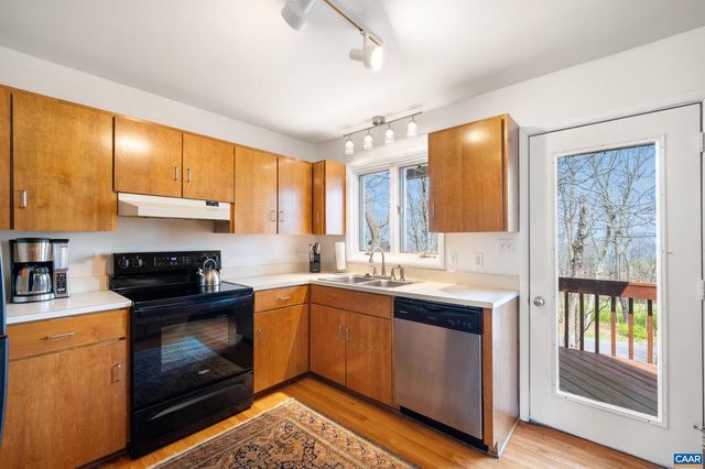44 EAST CATOCTIN DR, Wintergreen Resort, VA 22967
