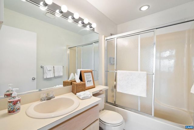 44 EAST CATOCTIN DR, Wintergreen Resort, VA 22967