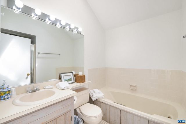 44 EAST CATOCTIN DR, Wintergreen Resort, VA 22967