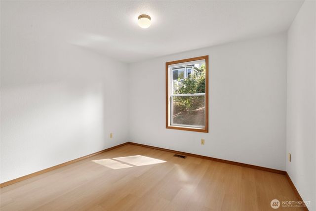 2702 Walnut Loop NW, Olympia, WA 98502