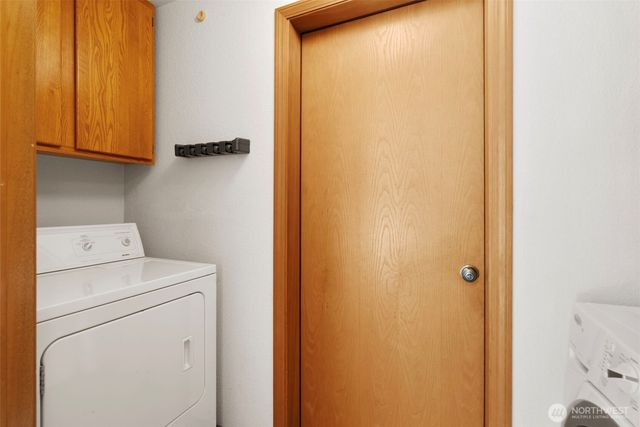 2702 Walnut Loop NW, Olympia, WA 98502