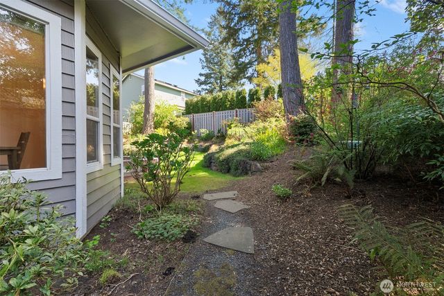 2702 Walnut Loop NW, Olympia, WA 98502
