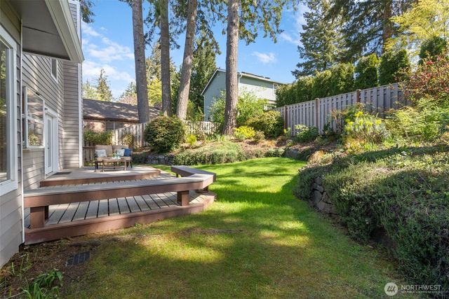 2702 Walnut Loop NW, Olympia, WA 98502