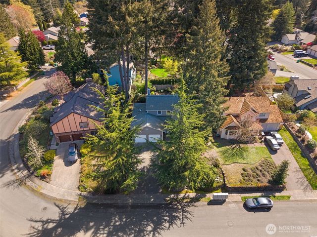 2702 Walnut Loop NW, Olympia, WA 98502
