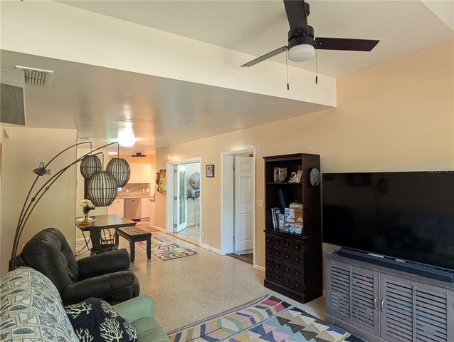 1519 CHANDLER AVENUE, Clearwater, FL 33755