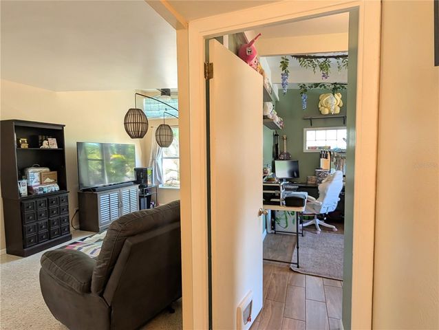 1519 CHANDLER AVENUE, Clearwater, FL 33755
