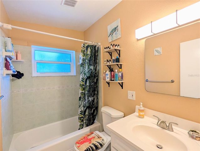 1519 CHANDLER AVENUE, Clearwater, FL 33755