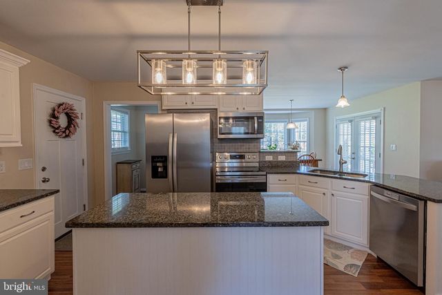 455 LAKE CAROLINE DR, Ruther Glen, VA 22546