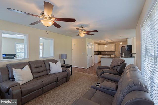 455 LAKE CAROLINE DR, Ruther Glen, VA 22546