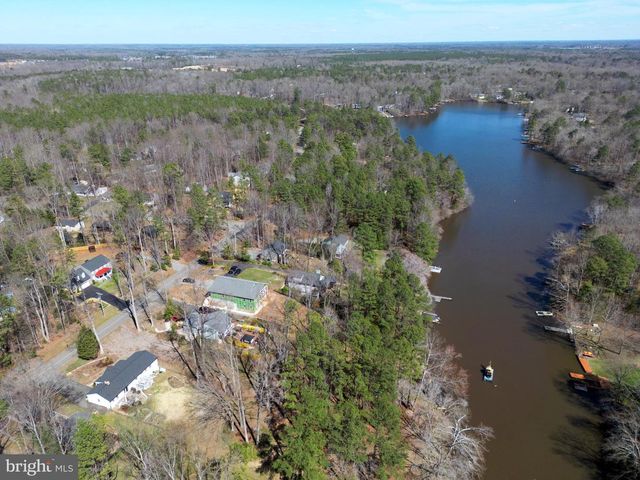 455 LAKE CAROLINE DR, Ruther Glen, VA 22546