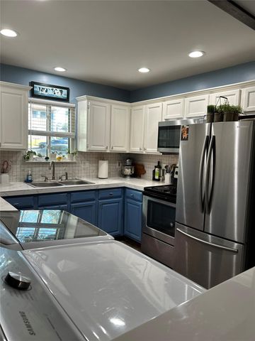 12100 Melville Drive 3, Montgomery, TX 77356