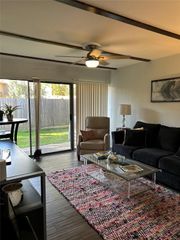 12100 Melville Drive 3, Montgomery, TX 77356