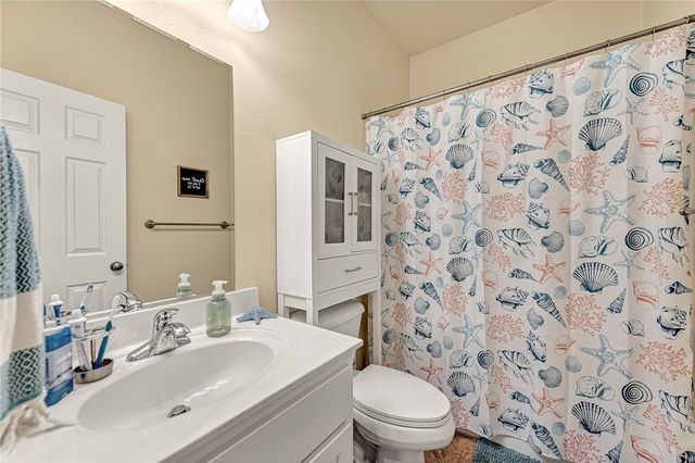 1 Silverdale Circle, Bella Vista, AR 72715