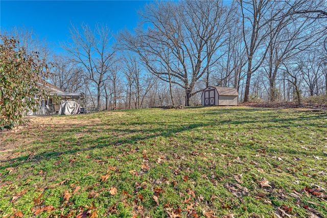 1 Silverdale Circle, Bella Vista, AR 72715