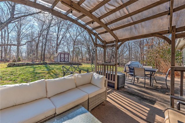 1 Silverdale Circle, Bella Vista, AR 72715