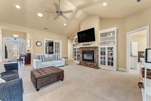 1 Silverdale Circle, Bella Vista, AR 72715