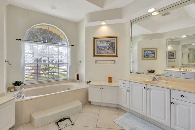 1717 SW Erie Street, Port St Lucie, FL 34953